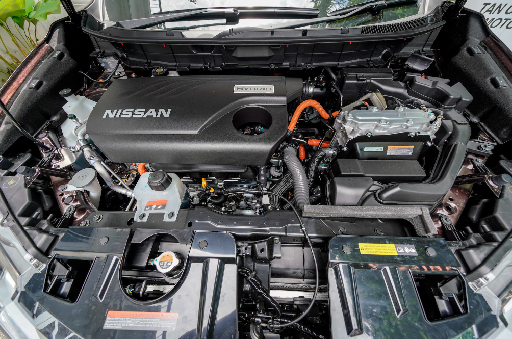 nissan_x-trail_hybrid_engine.jpg