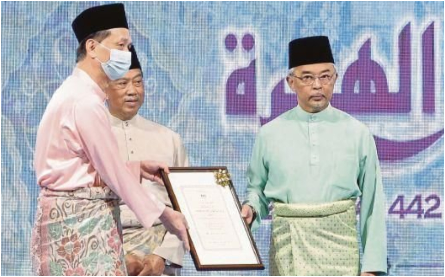 tan-sri-dr-noor-hisham-tokoh-maal-hijrah.jpg