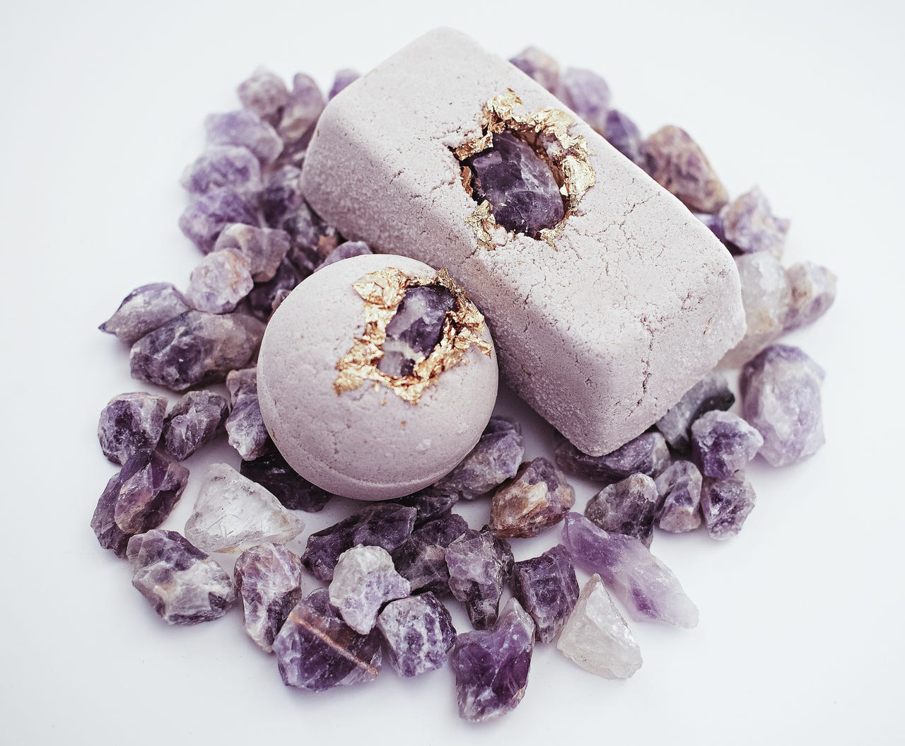 Look at this bath bomb we can't afford.