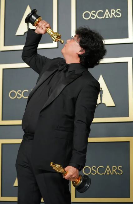 BuzzFeed (Rachel Luna / Getty Images) Drink up, Bong!