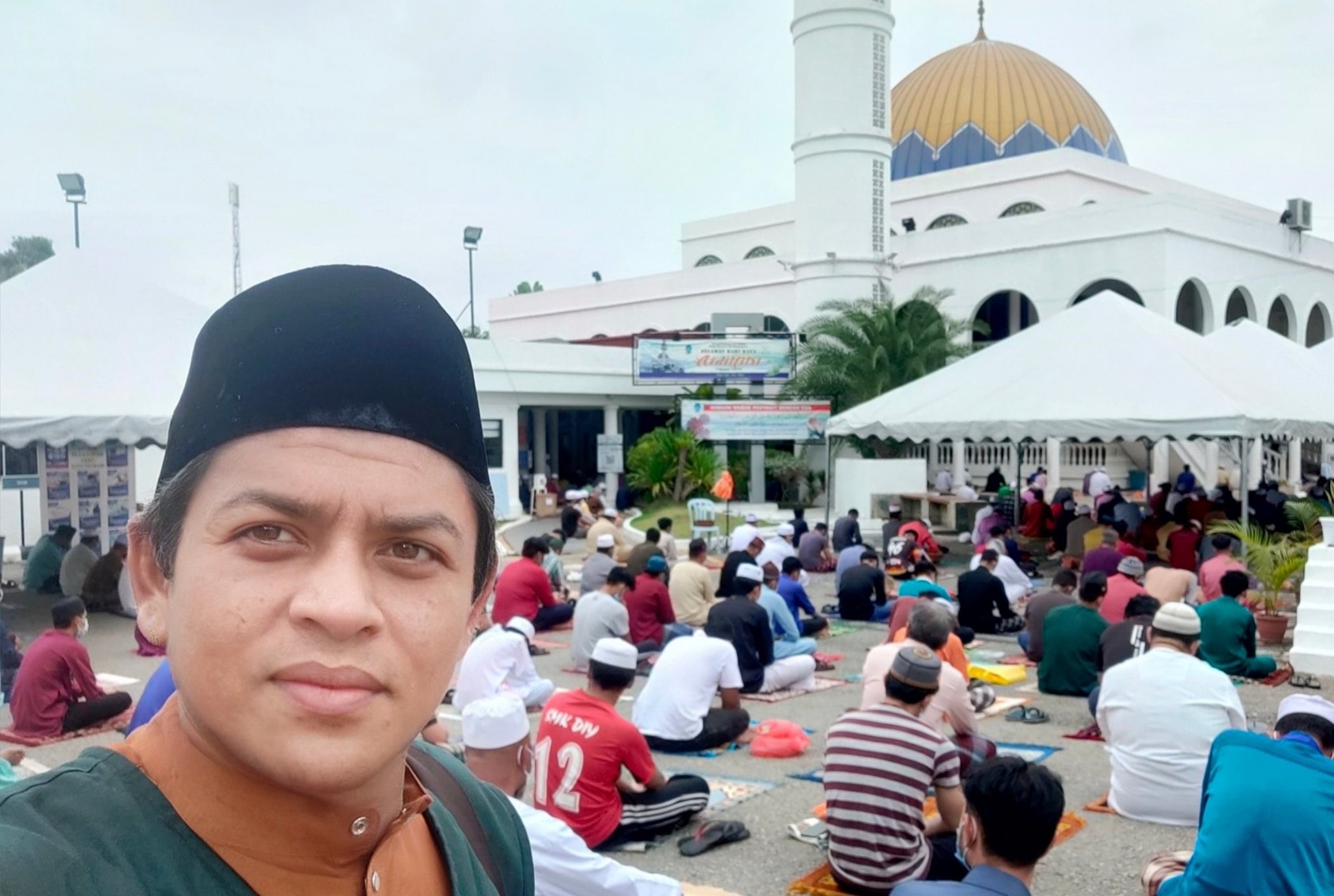 At least the mosque got some attention.