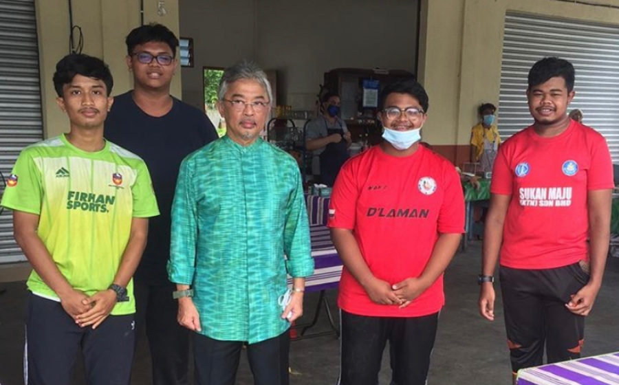 agong.jpg