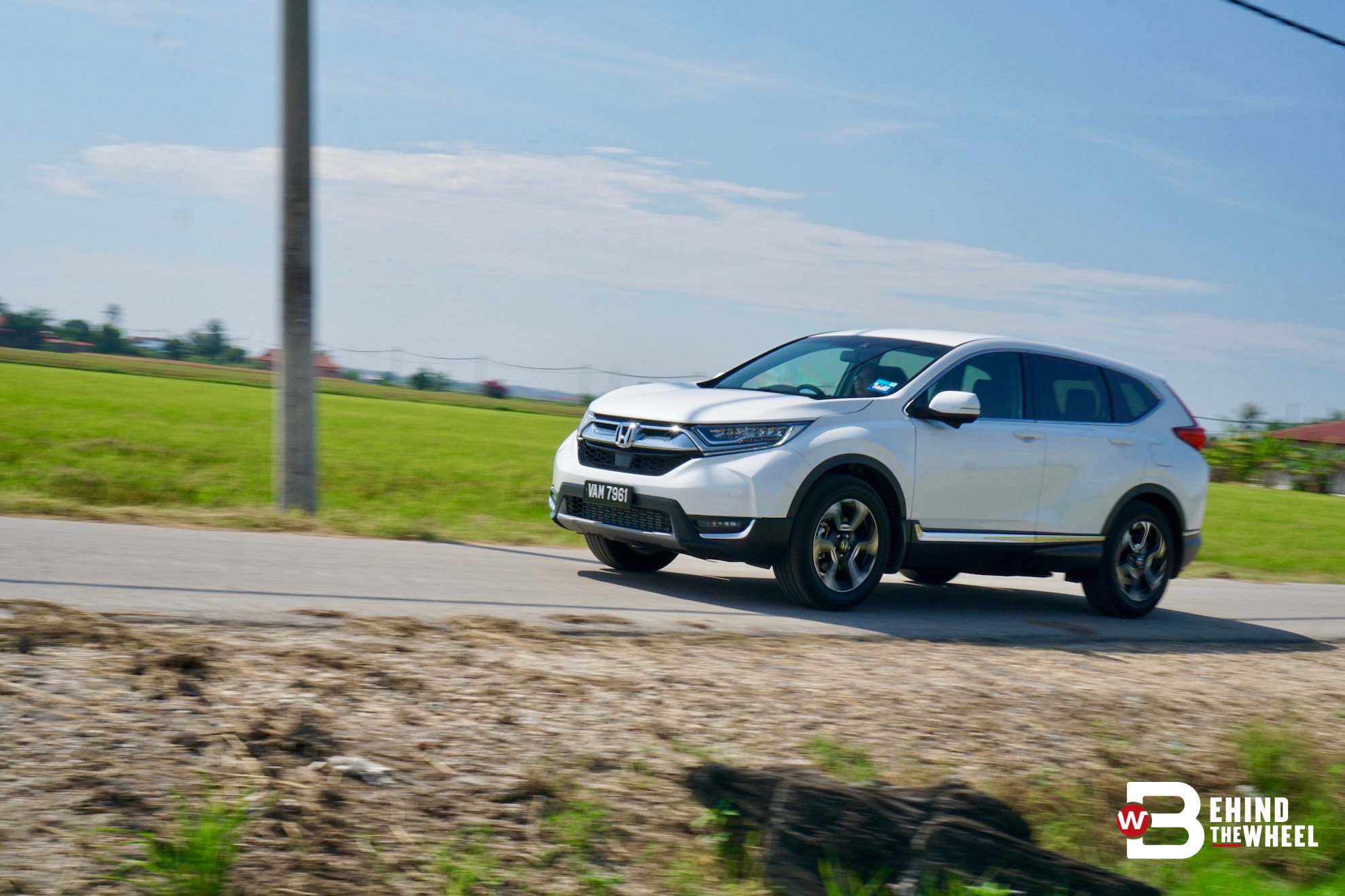 main_honda_cr-v_tc-p.jpg