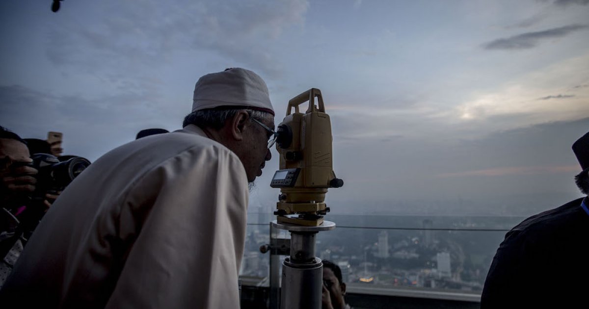 Location to spot the moon is important.