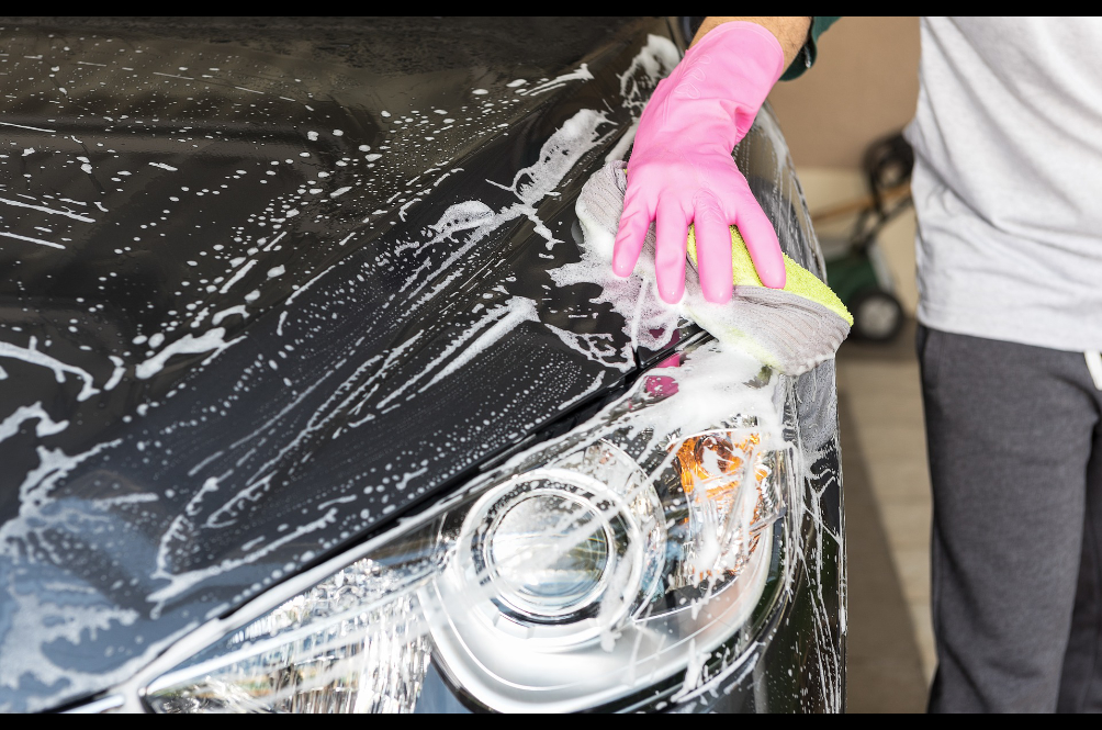 wash-a-car-1822415_1920.jpg