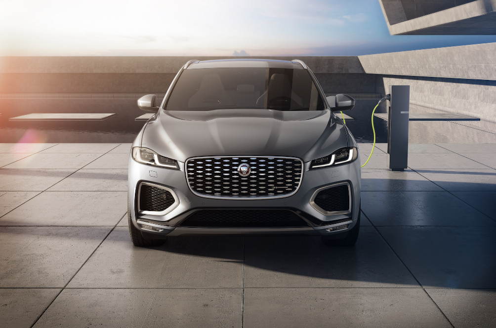 main_jaguar_f-pace_2021.jpg