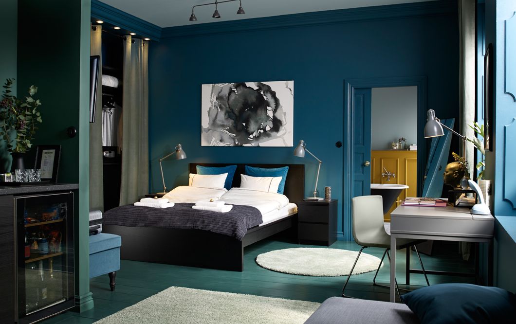 Picking the right colours for your room is important