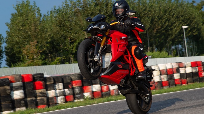 energica-eva-ribelle-mi_1.jpg