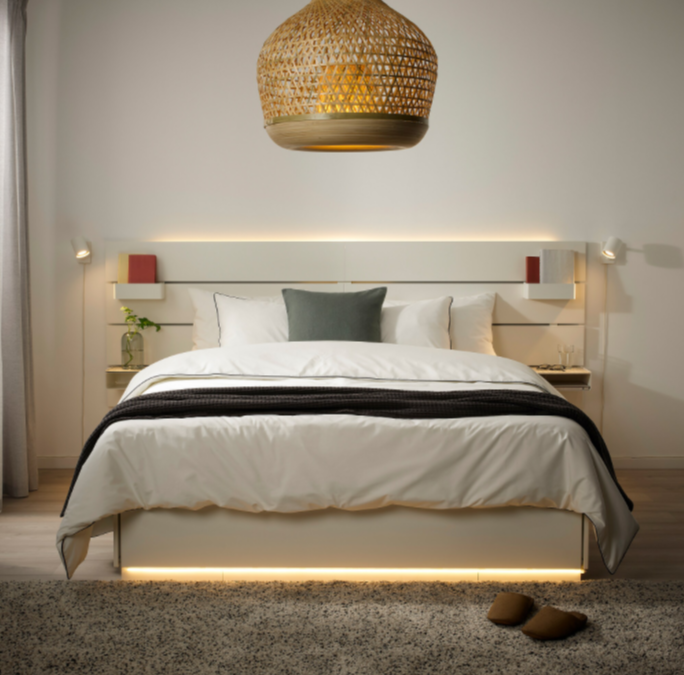 The right lighting can put you in the mood for sleep