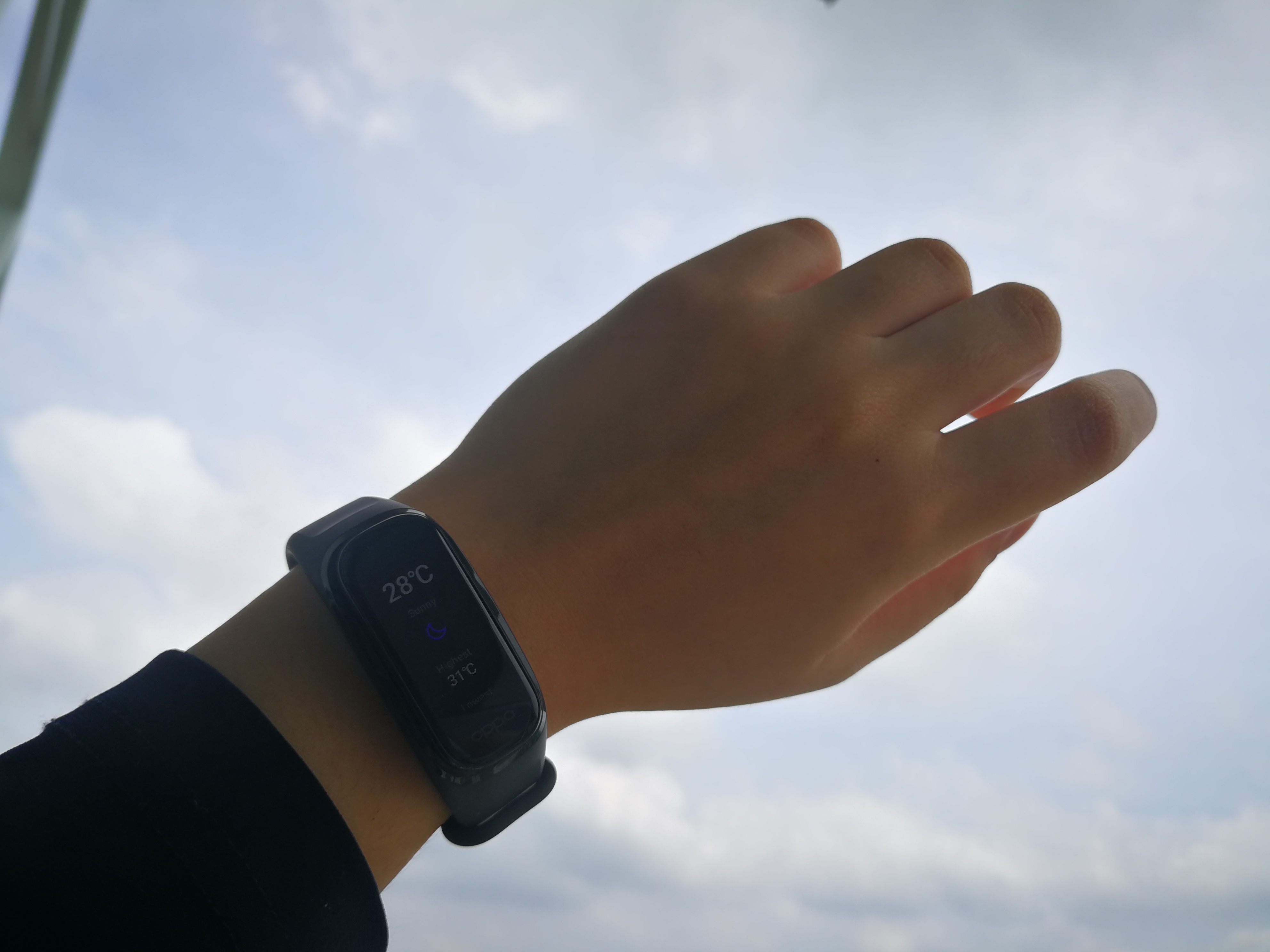 Reaching for the sky with the OPPO Band!