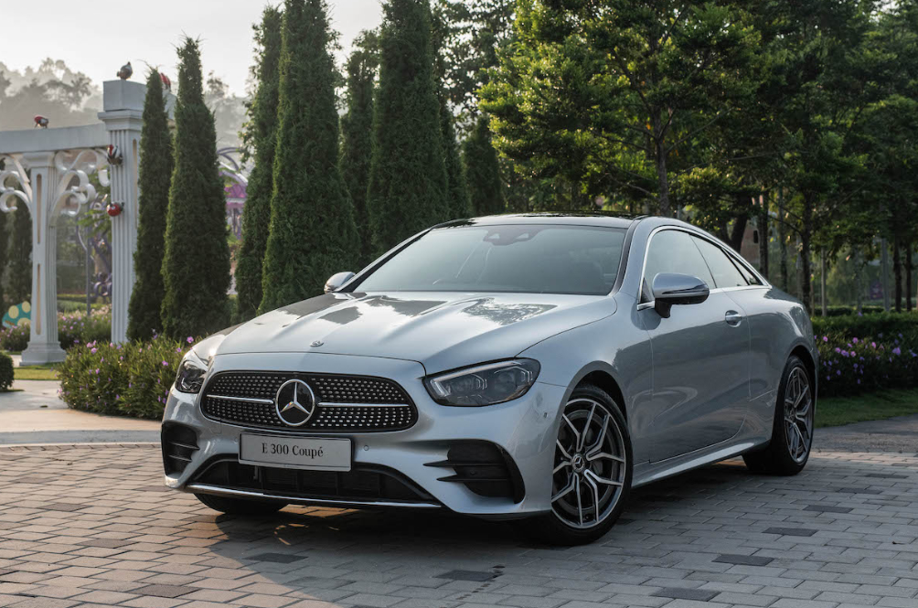 mercedes-benz-e-300-coupe_00001.jpg