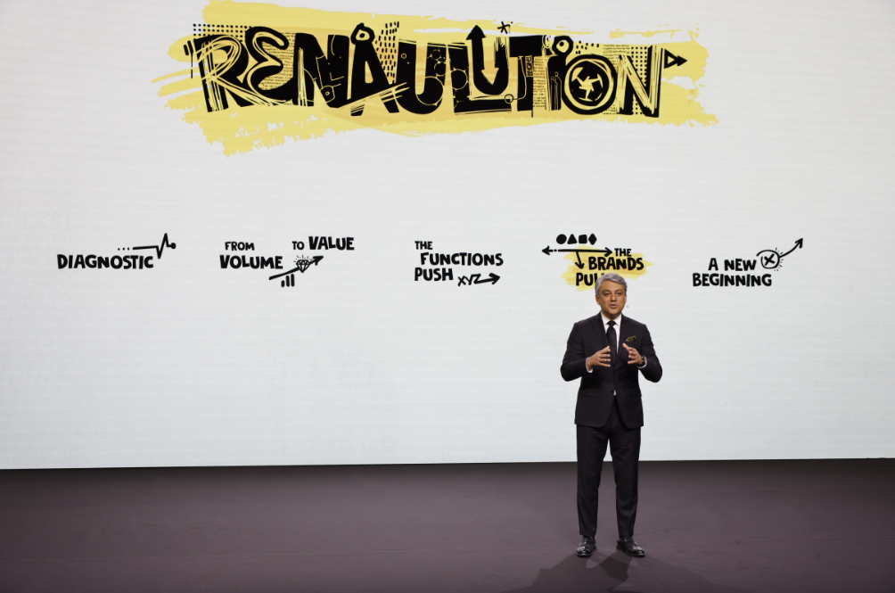 groupe-renault-renaulution_main.jpg