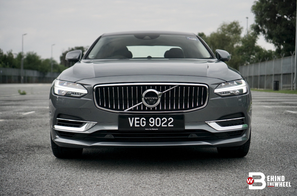 mainii-volvo-s90-t8-inscription-plus.jpg