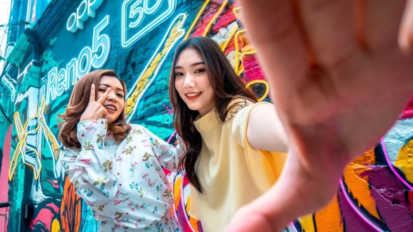 opporeno5gempak.jpg