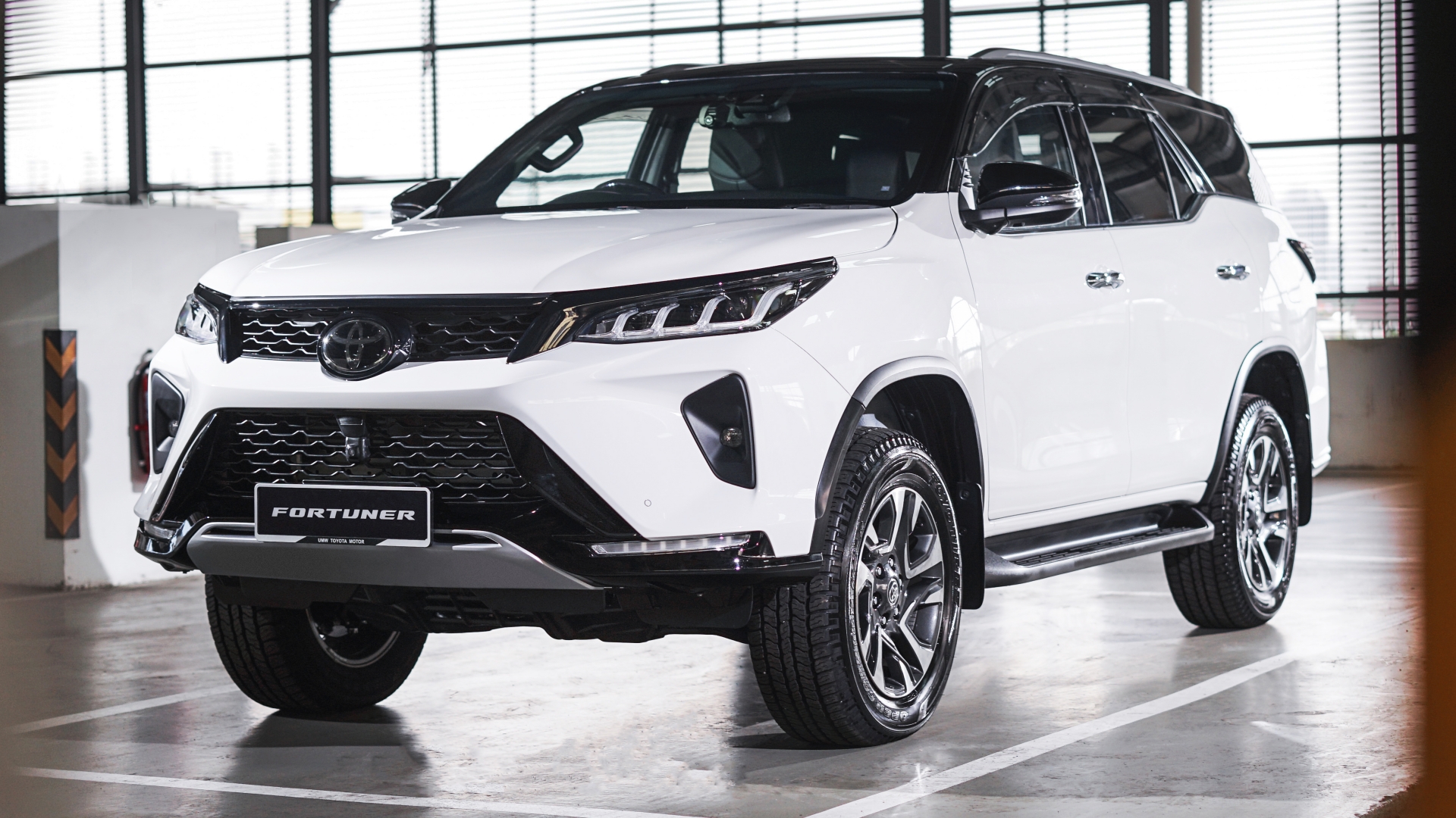 toyota-fortuner-2021-mi_1.jpg