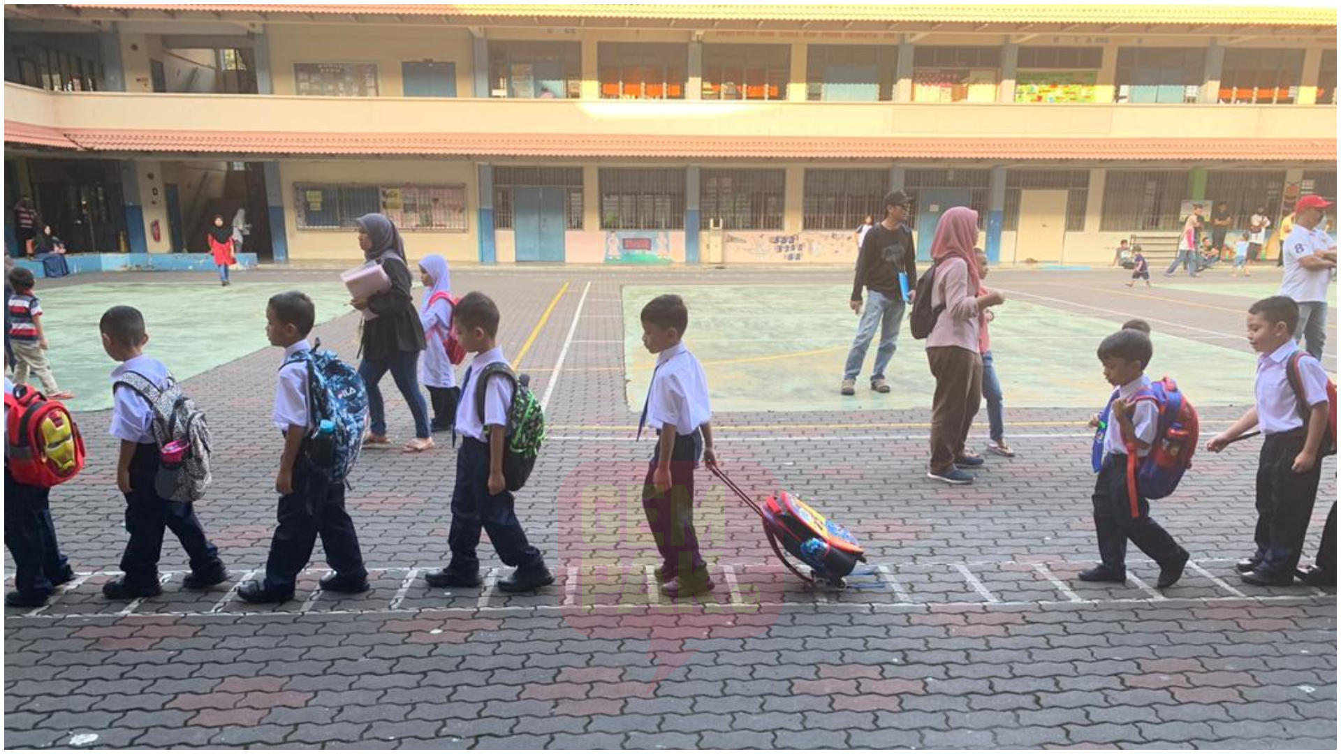 sekolah-buka-1.jpg