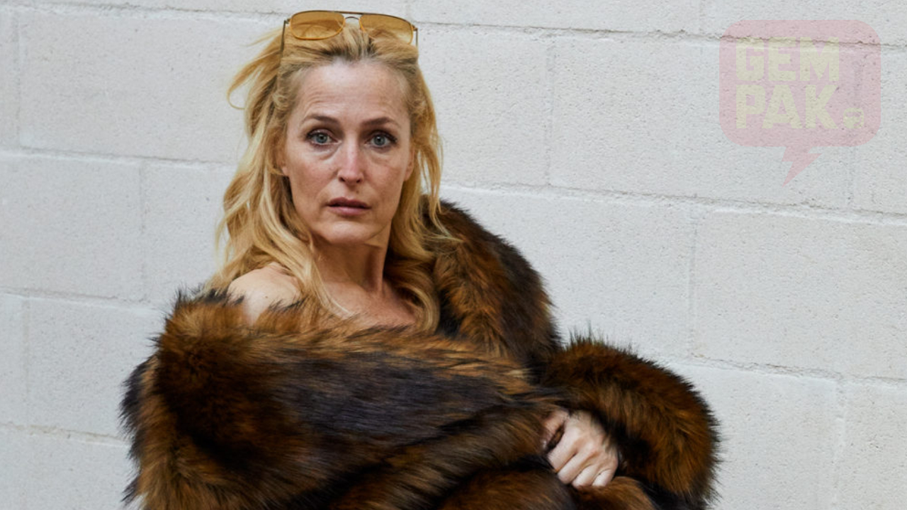 gillian-header-(1).jpg