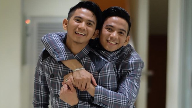 5c9863773e458-2r-rizki-dan-ridho_dangdut_665_374.jpg