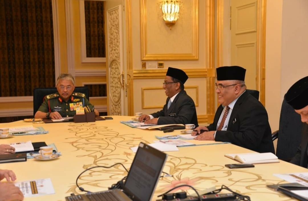 A briefing on the preparation of the Northeast monsoon with the Supreme Head of Malaysia.