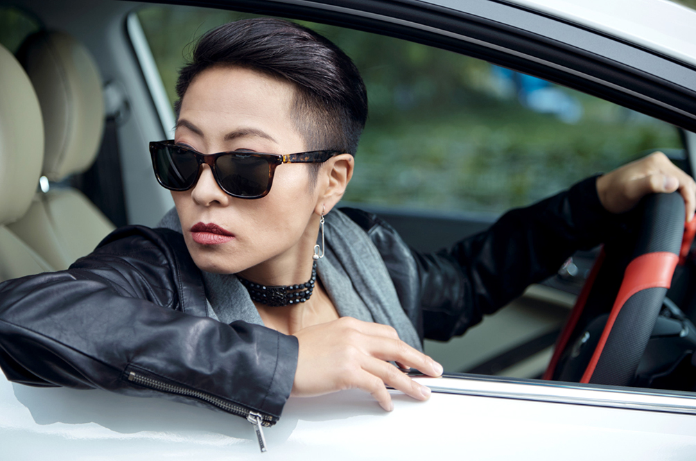 female-driver.jpeg