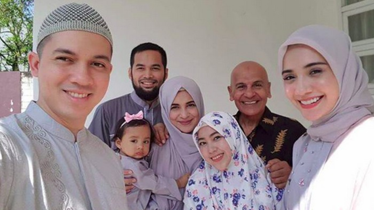 mark-sungkar-header.jpg