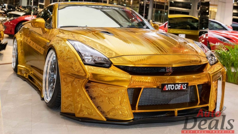 nissan-gt-r-kuhl-racing-mi.jpg