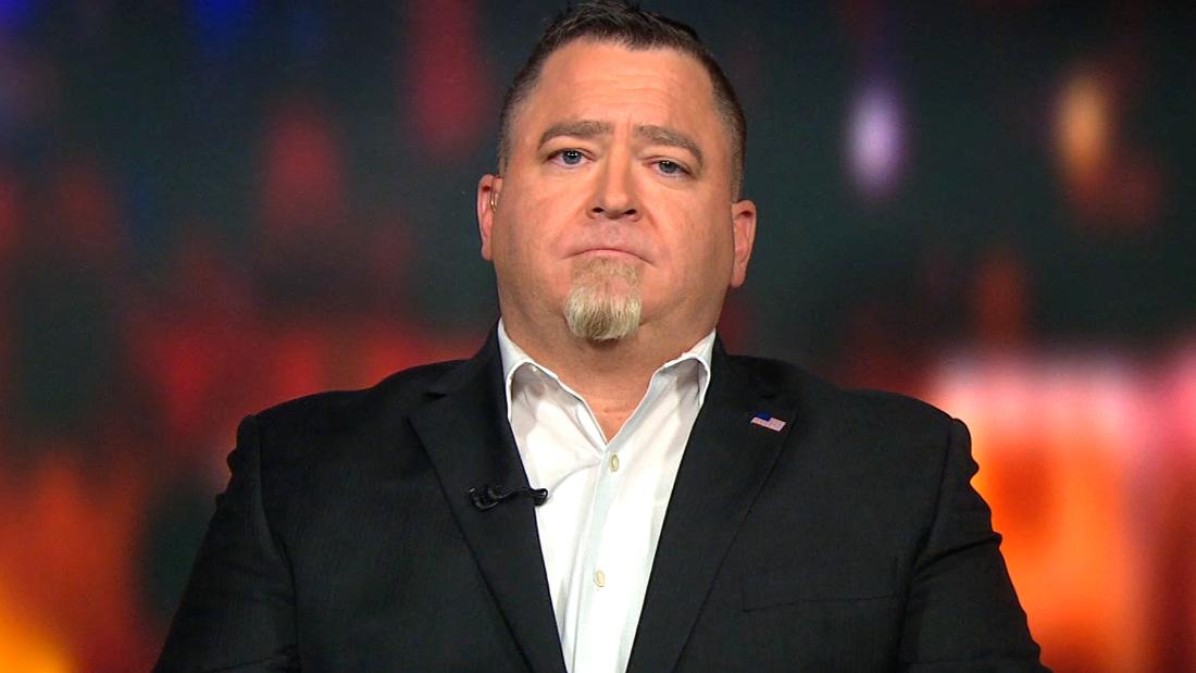 Luis Elizondo