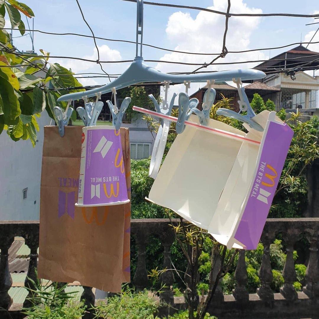 Facebook/Penang My Hometown 我来自槟城 Making sure it's clean first.