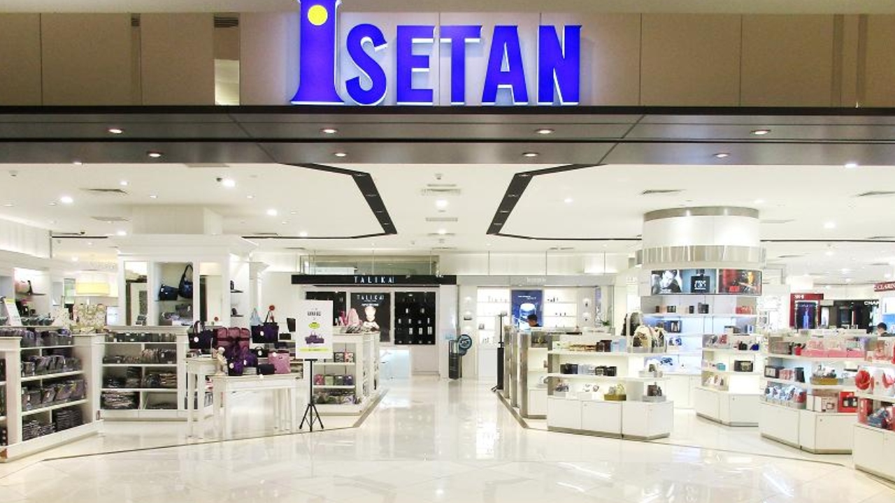isetan-1-utama-tutup.jpg