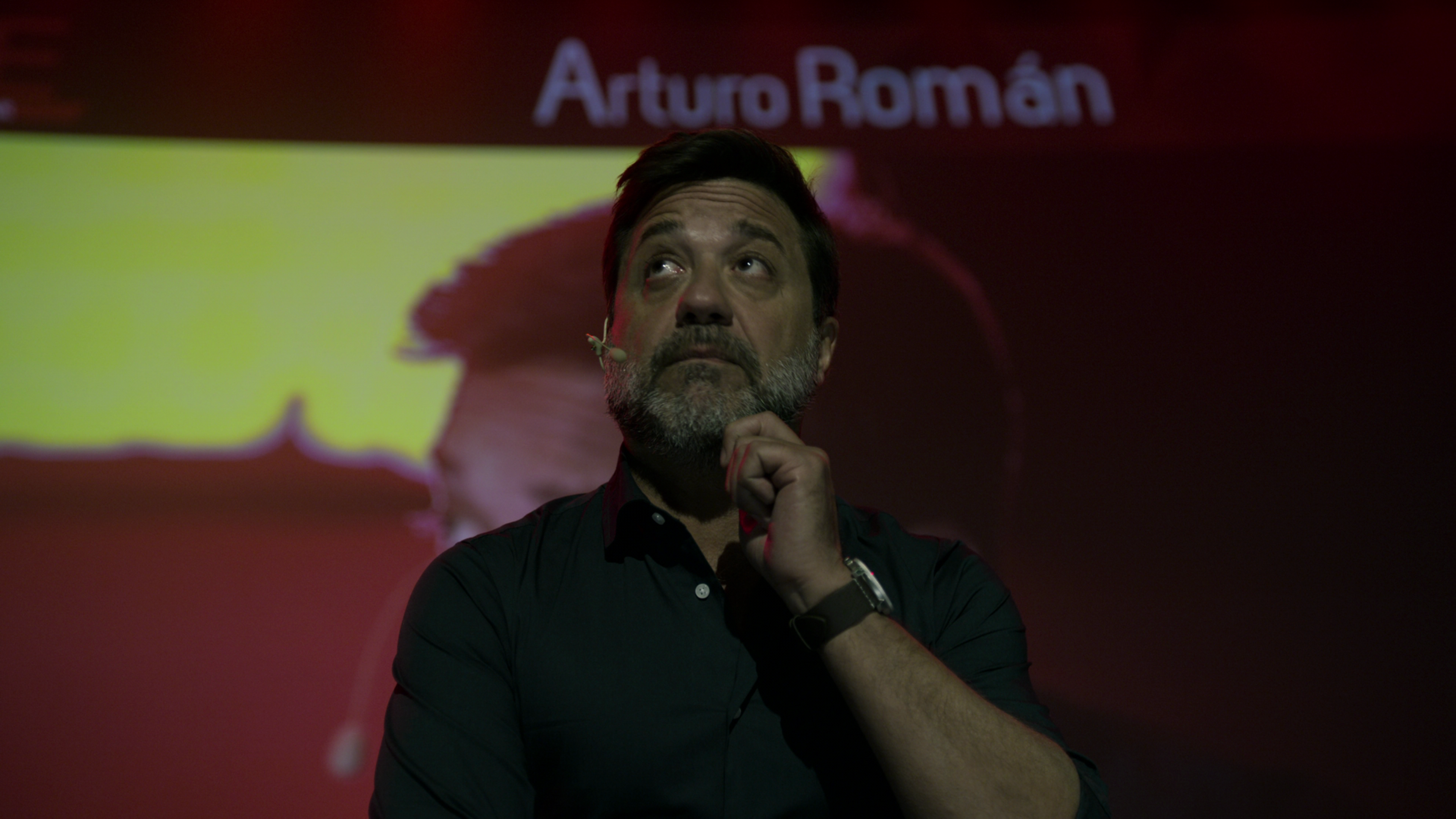 Enrique Arce (Arturo)