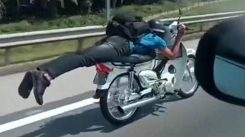 supermanmatrempit.jpg