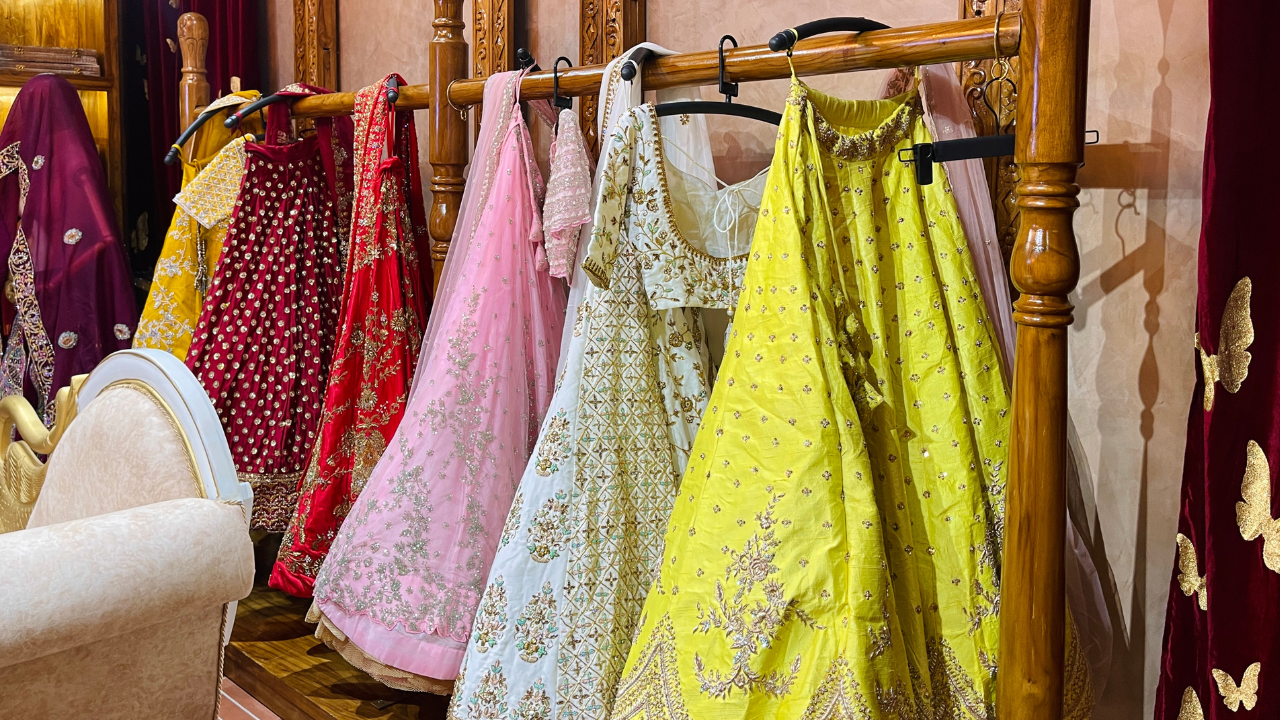 yeshan sarees pavilion