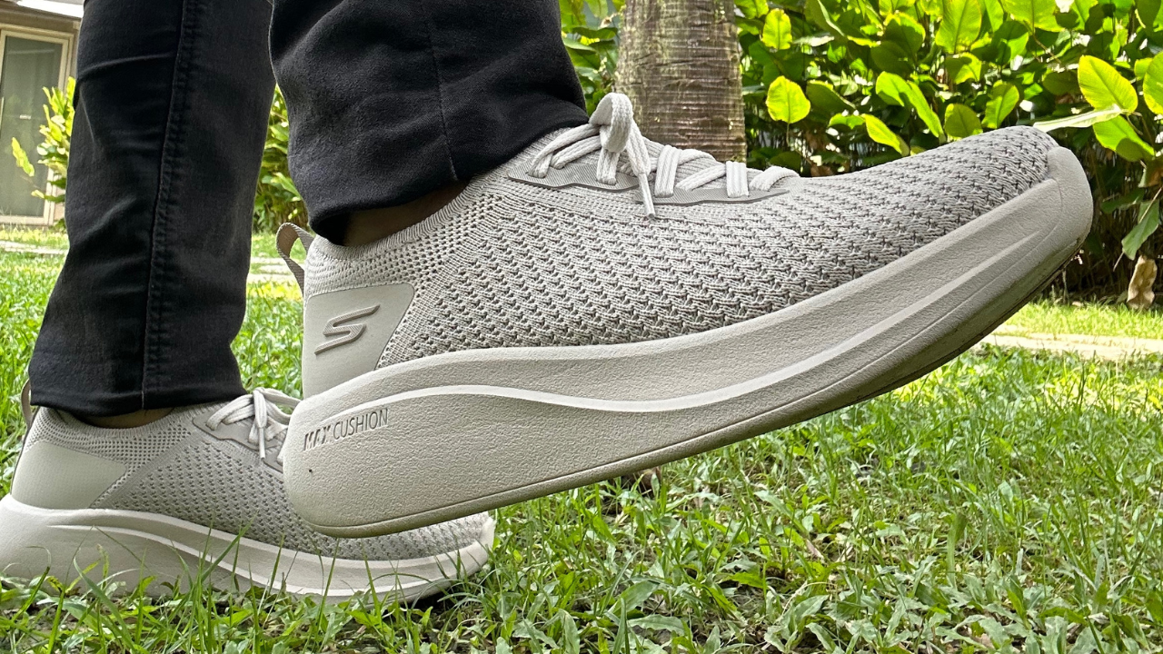 skechers-max-cushion-essential-review.png