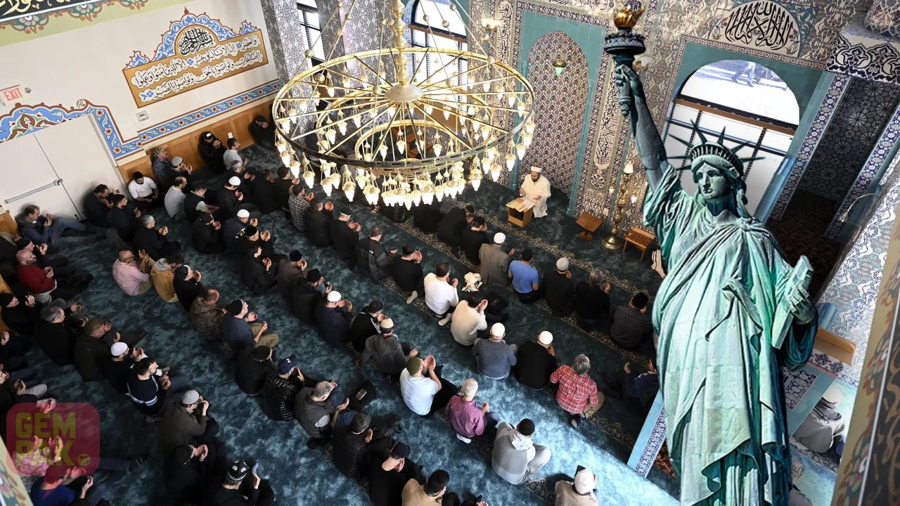 azan-kini-boleh-dilaungkan-di-new-york.jpg