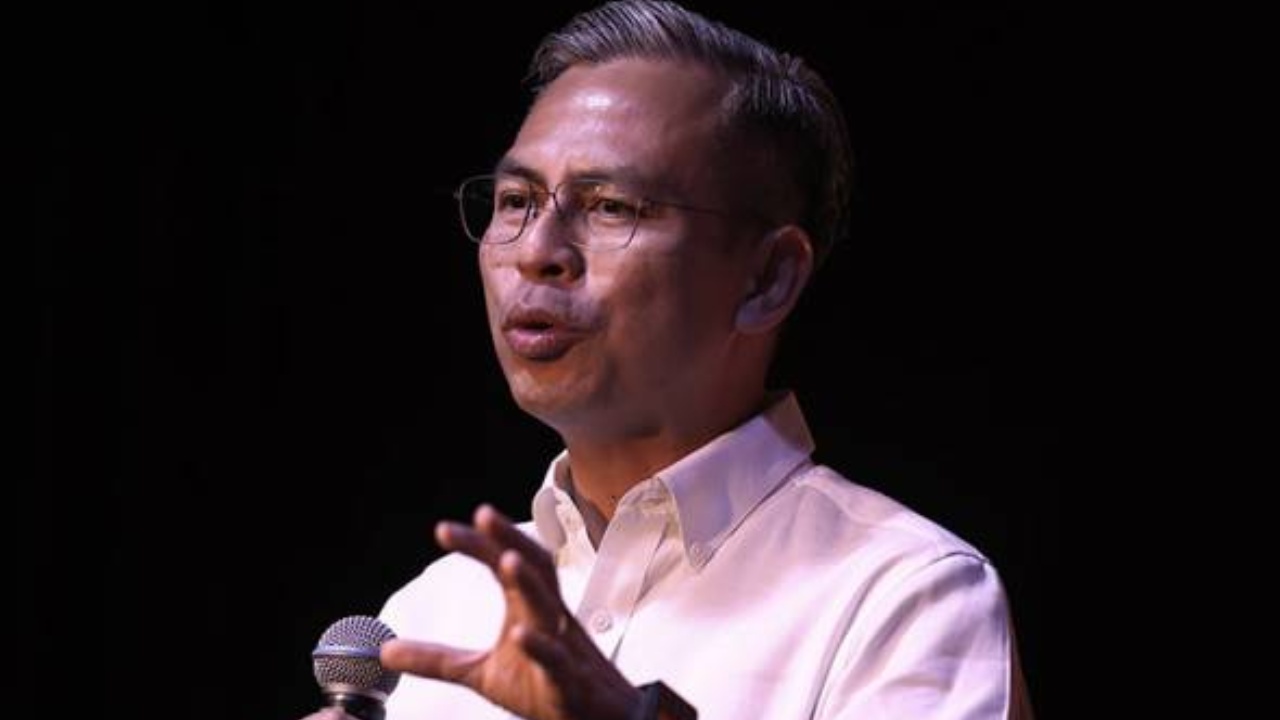 pengarah-mentega-terbang-diugut-fahmi-fadzil-komen-jangan-ambil-tindakan-sendiri-luar-batasan.jpg