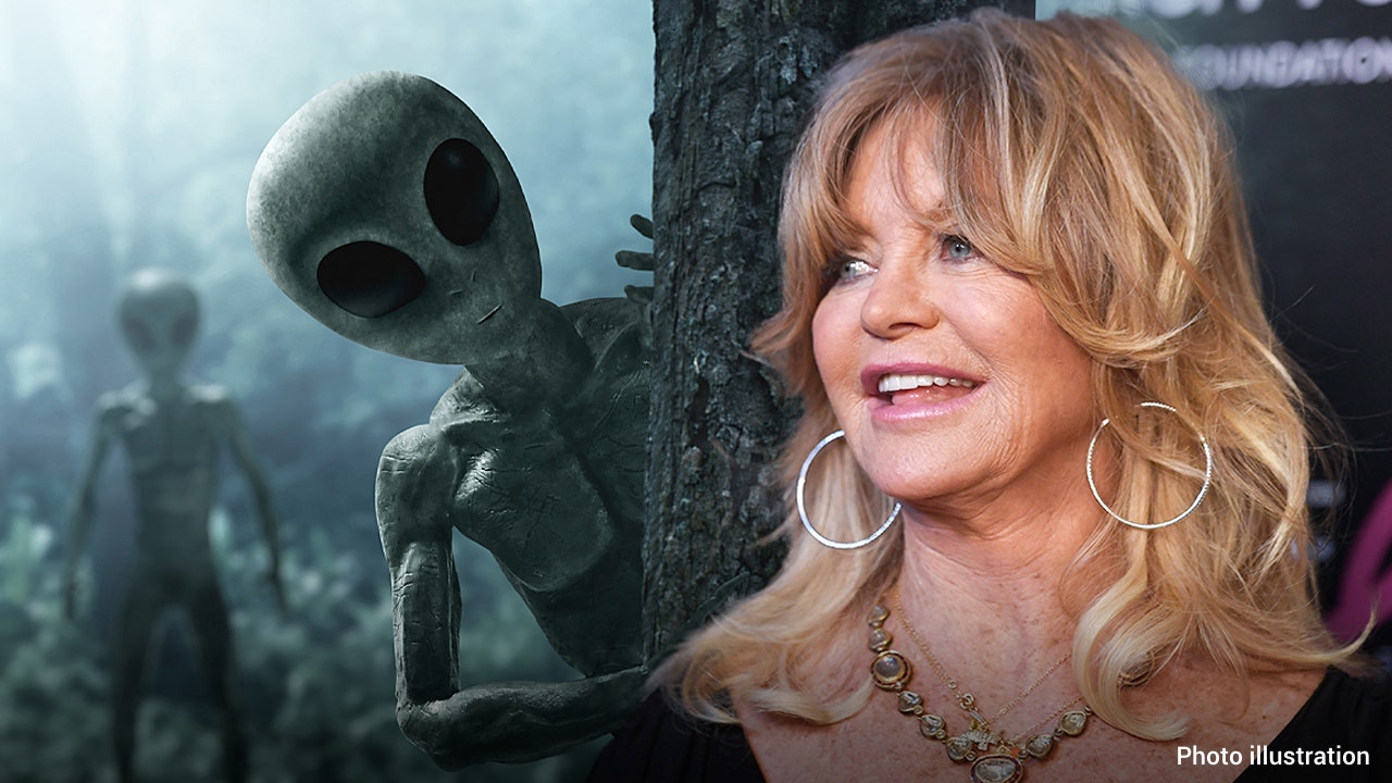 goldie-hawn-says-she-made-contact-with-aliens-1.jpg