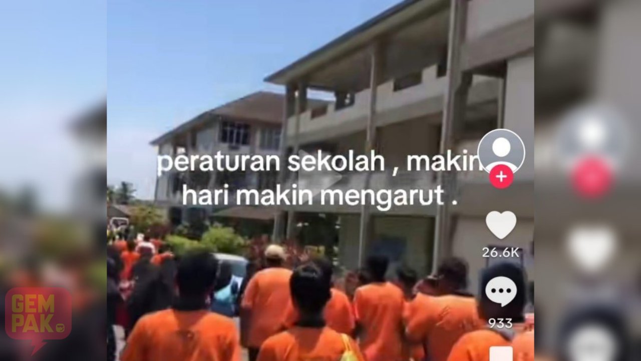 astro-gempak-netizen-bimbang-sekelompok-pelajar-persoal-peraturan-sekolah-di-tiktok-siap-mengaku-carut-guru-disiplin.jpg
