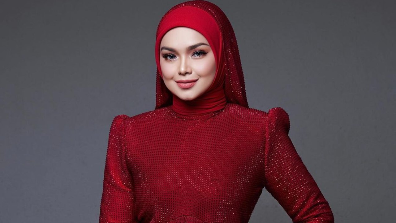 astro-gempak_saya-tidak-berdiri-untuk-segala-gelaran-siti-nurhaliza.jpg
