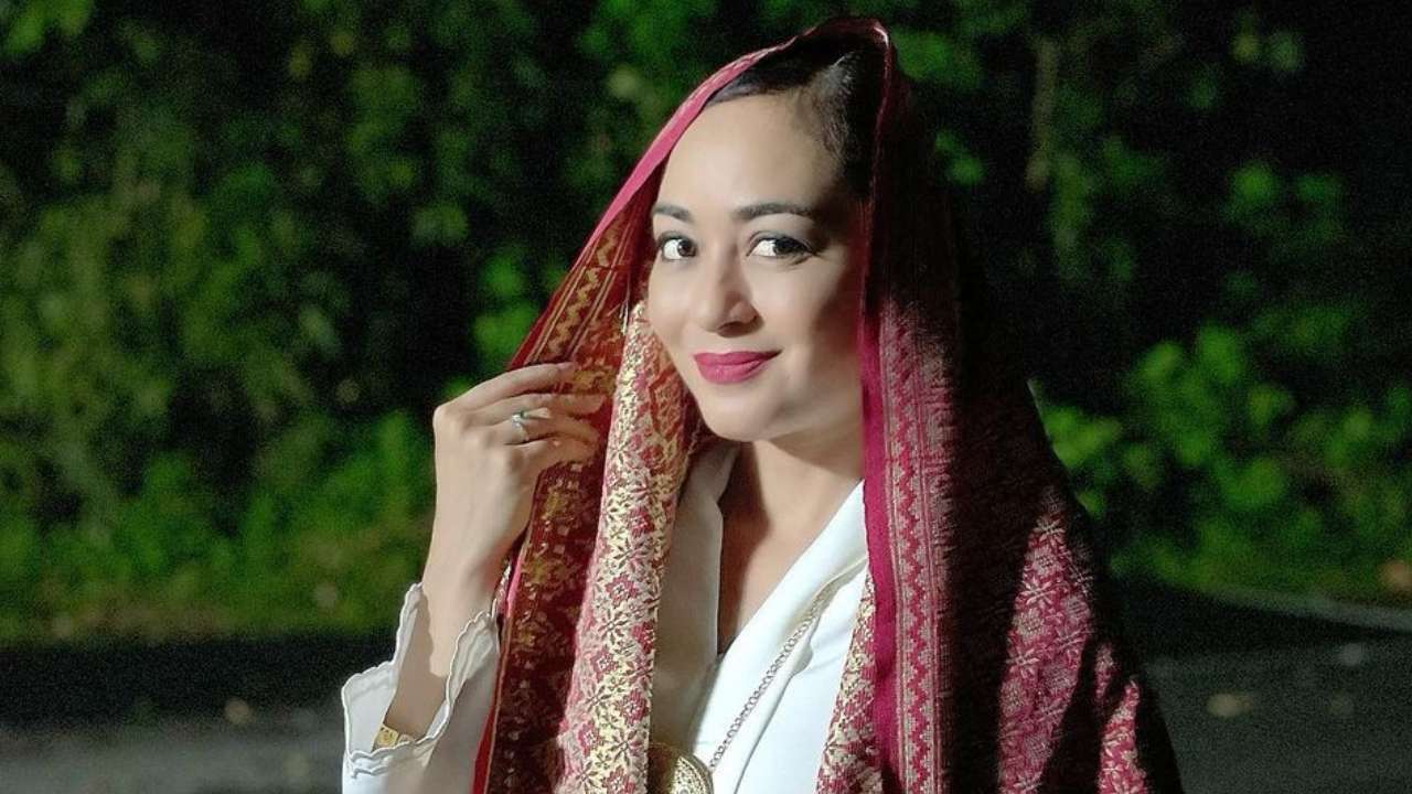astro-gempak_tipulah-kalau-tiada-pasang-surut-dalam-hubungan-maya-karin-jejaka-perancis-bercinta.jpg