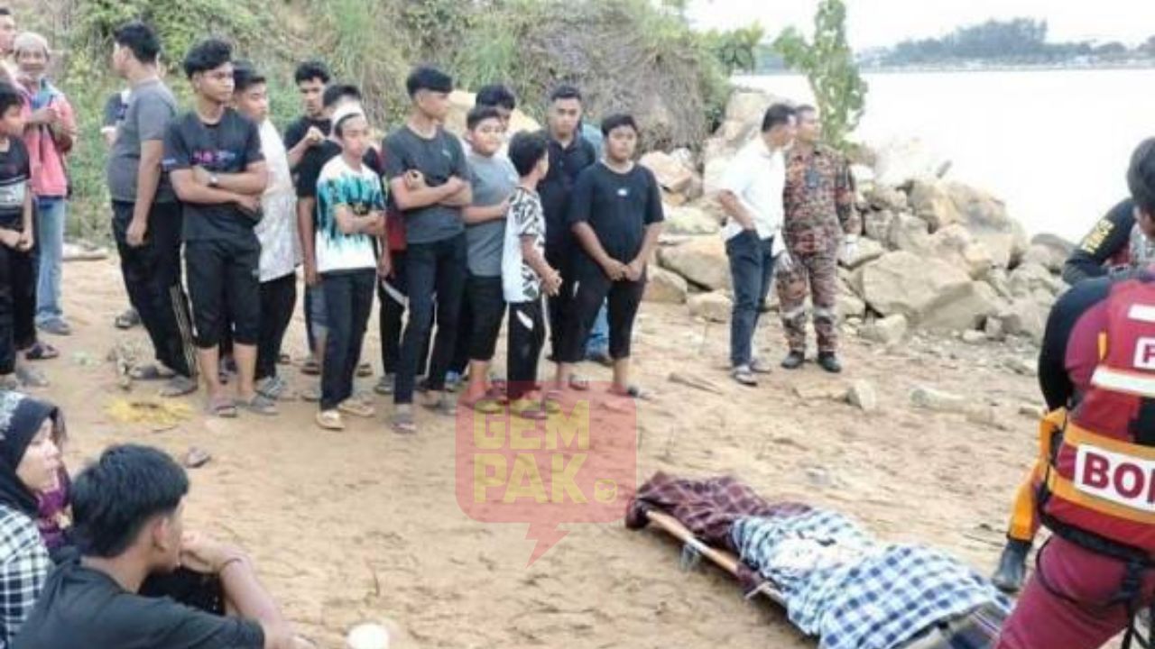 astro-gempak_remaja_lemas_mandi_sungai.jpg