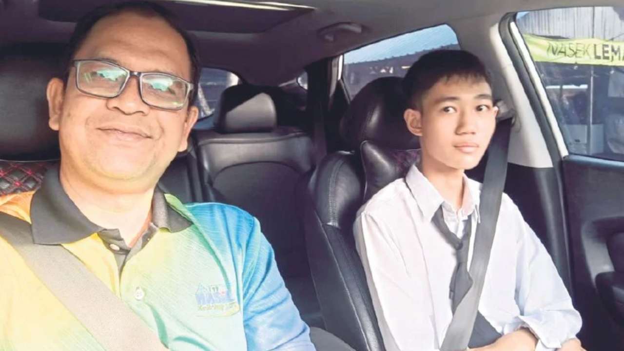 astro_gempak_bapa-tak-cukup-duit-hantar-anak_pensyarah-sanggup-bantu-pelajar-daftar-politeknik.jpg