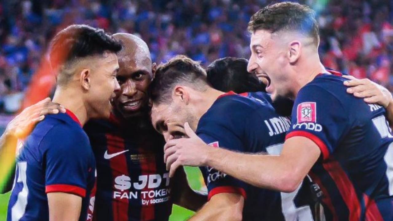 astro_gempak_final-piala-fa-juara-milik-jdt-pertahan-kejuaraan-selepas-belasah-selangor-6-1.jpg