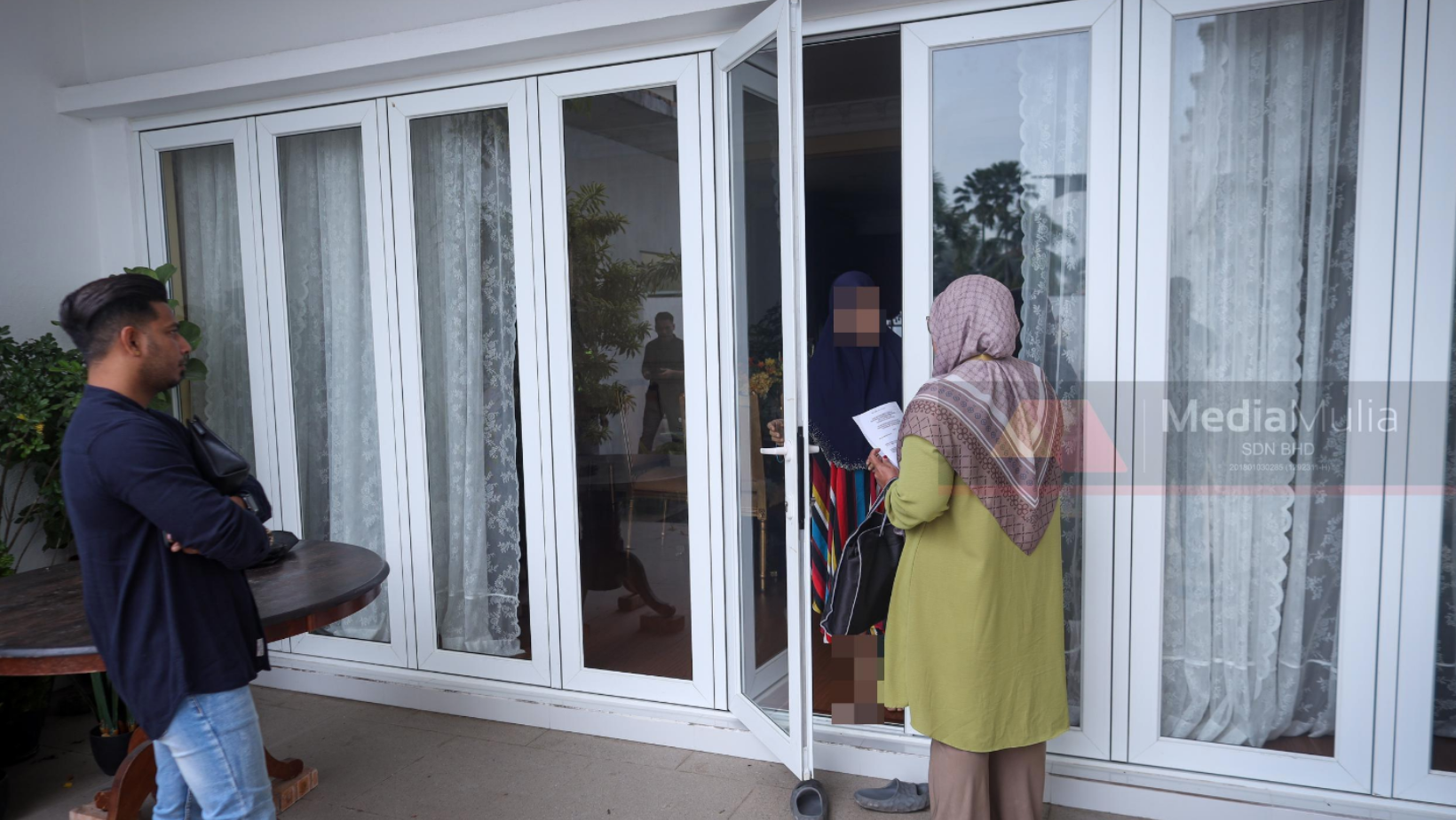 astrogempak_rumah-che-ta-diserbu_1.png