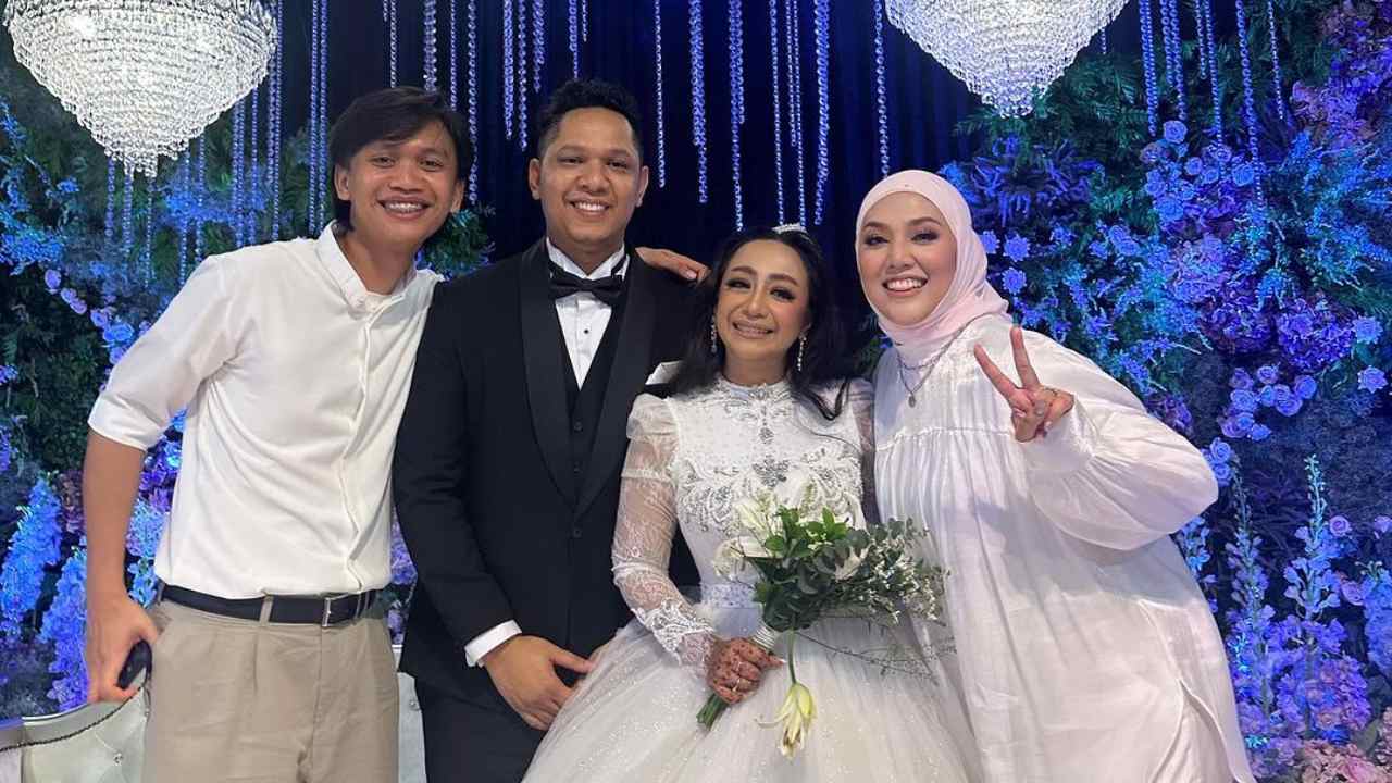 majlis-resepsi-amylea-dipersoal-shila-amzah-tegur-netizen-cari-duit-cara-fitnah-orang.jpg