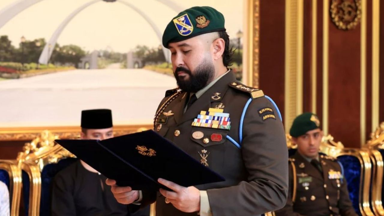 tunku-ismail-dimasyhur-sebagai-pemangku-sultan-johor-bermula-hari-ini.jpg