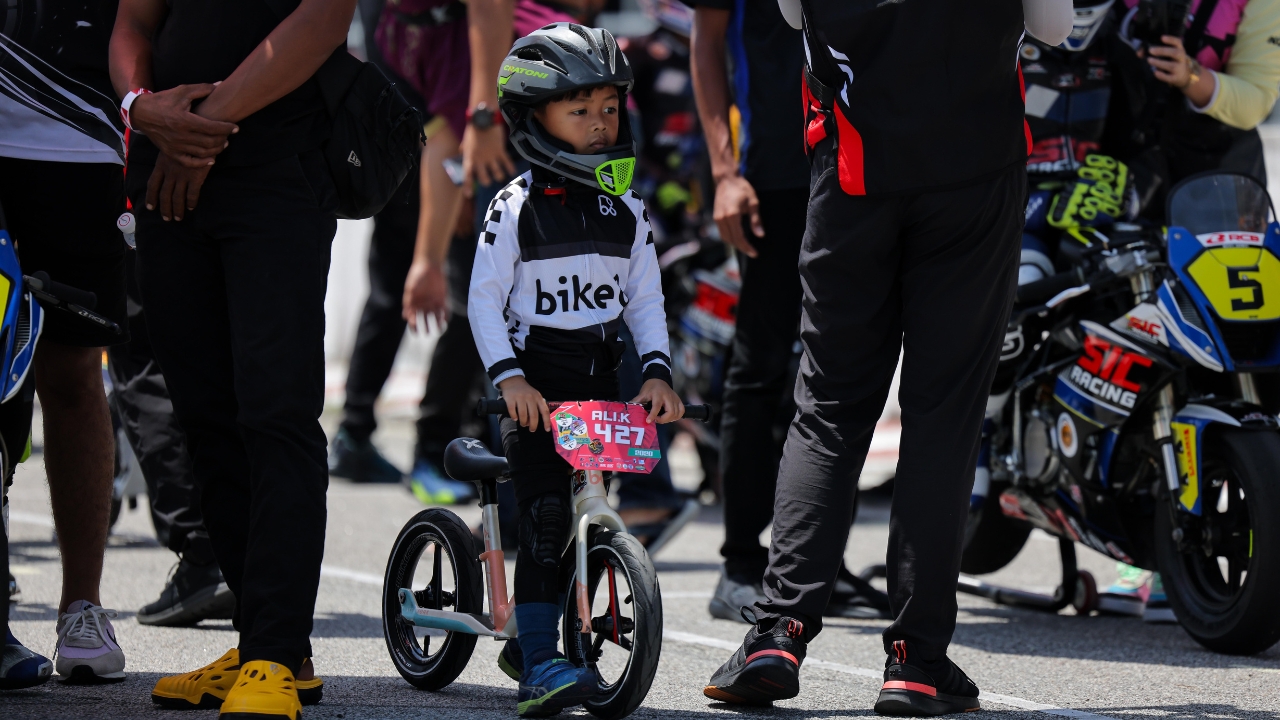 astro_gempak_pushbike-(1).jpg