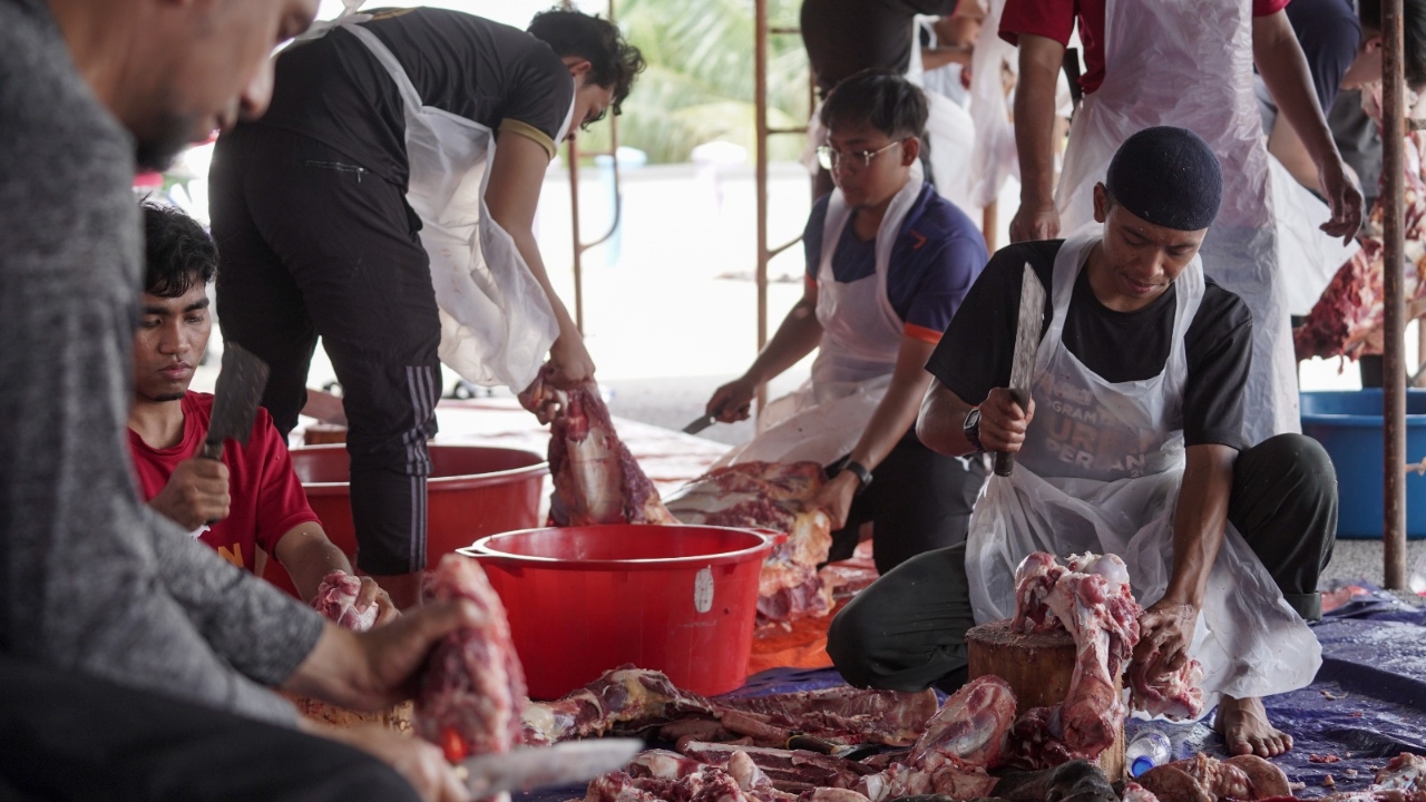 astro_gempak_daging_korban.jpg