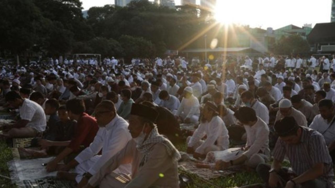astrogempak_di-indonesia-ada-yang-sudah-raya-solat-aidiladha-hari-ini.jpg