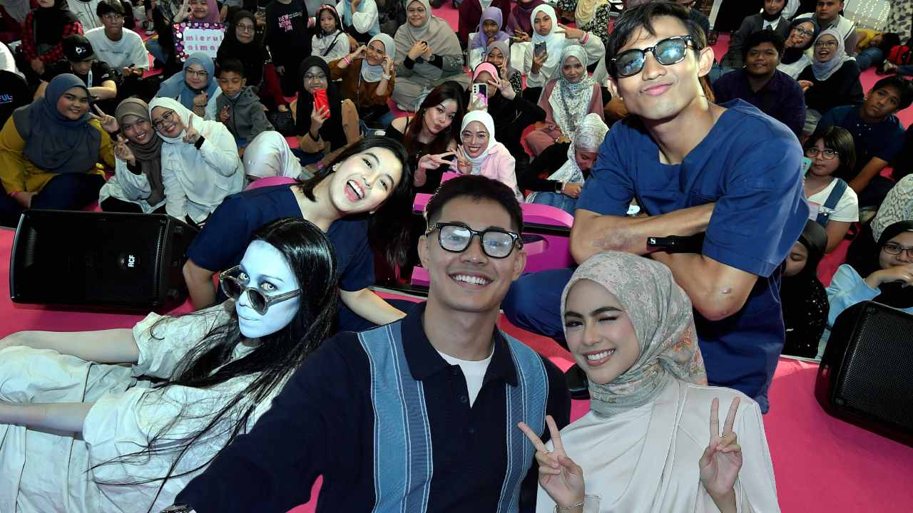 astrogempak_meerqeen-suka-karaoke-mierul-aiman-ditahan-peminat-sharifah-sakinah-hantu-paling-slay.jpg