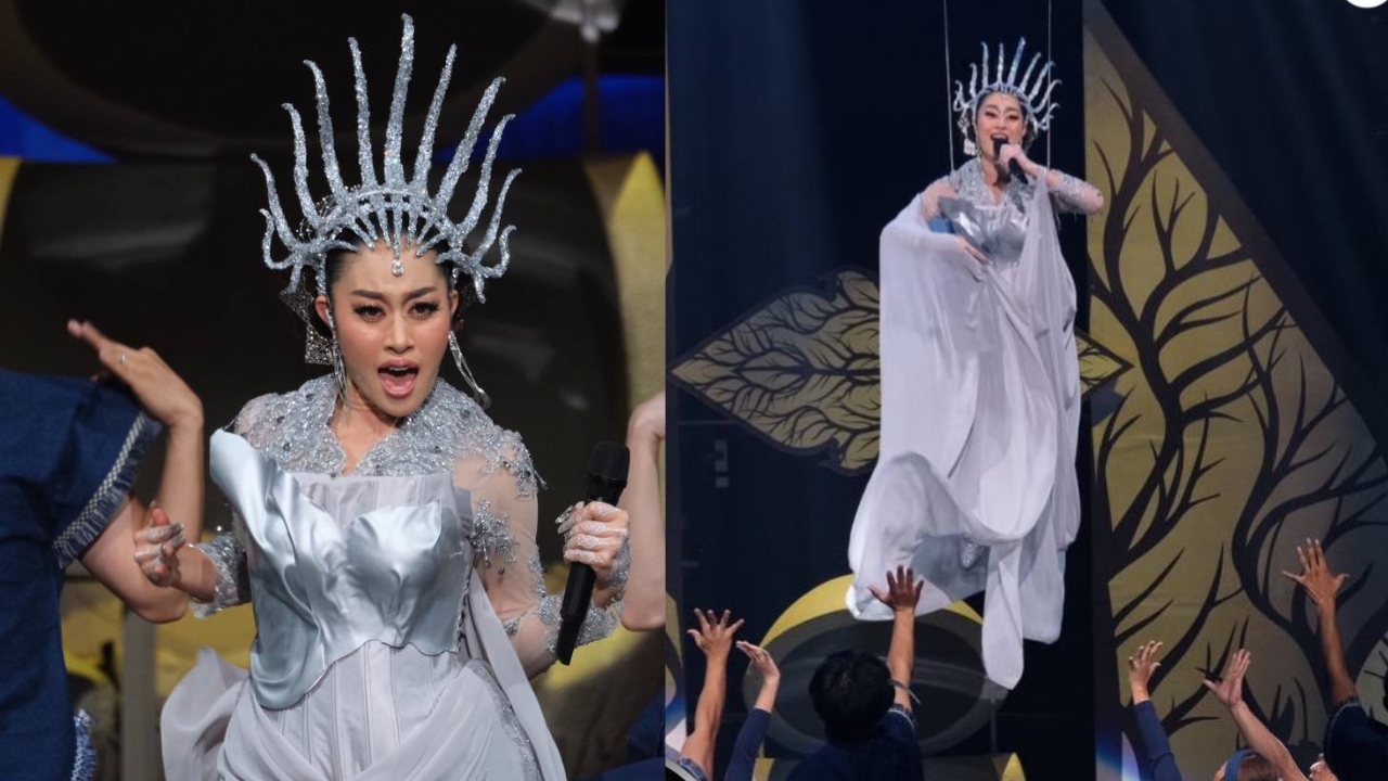 aisha-terbang.jpg